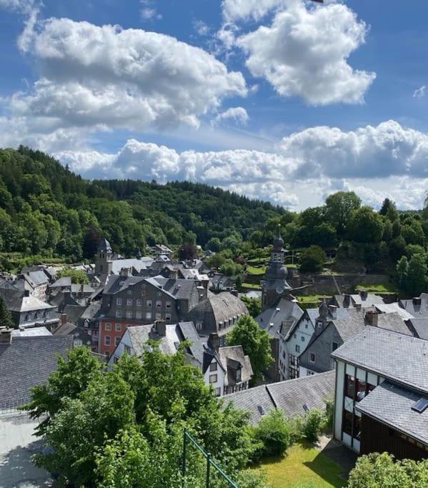 Hueftgold Schlafen & Wohnen Monschau Exterior foto